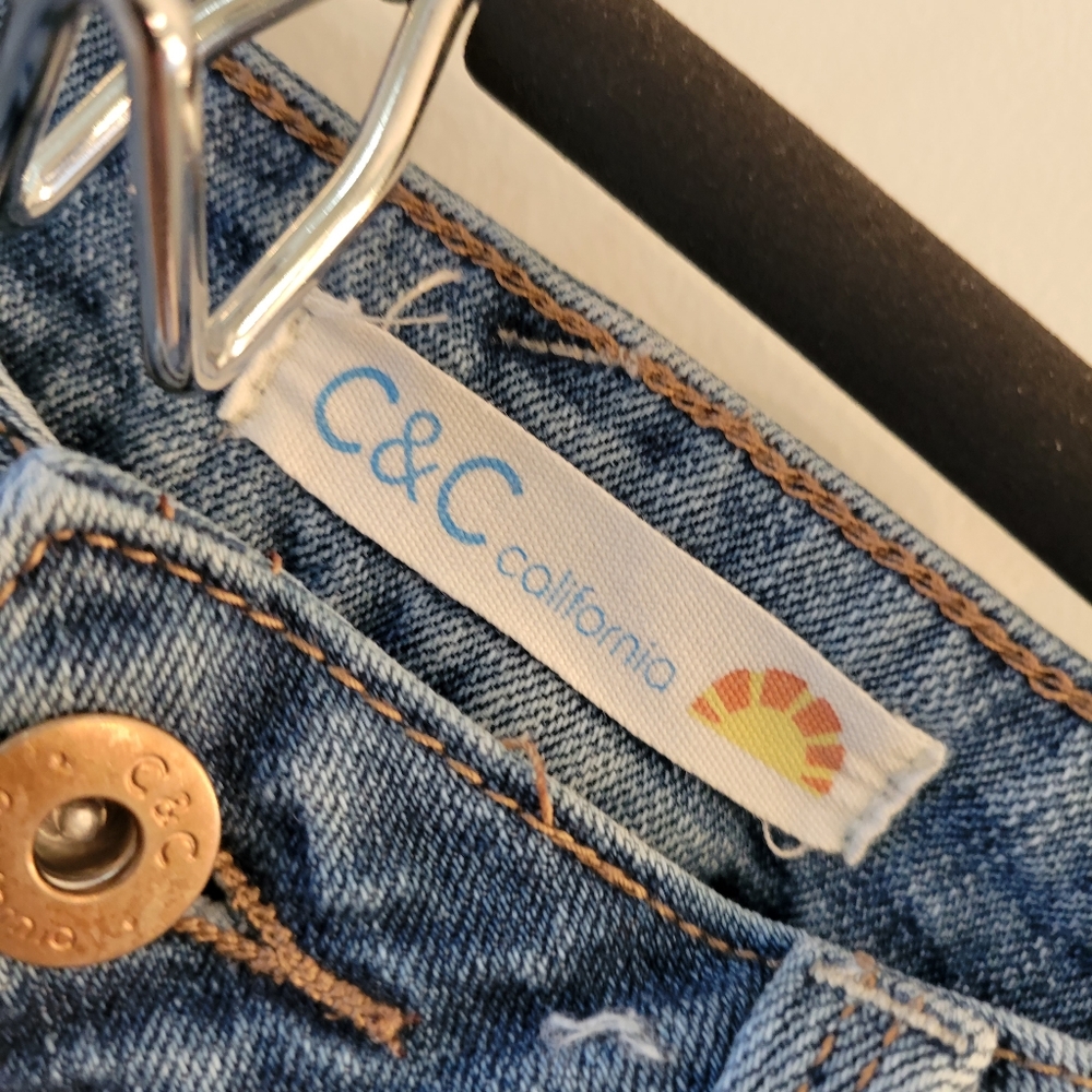 Jeans - Picture 6 of 6